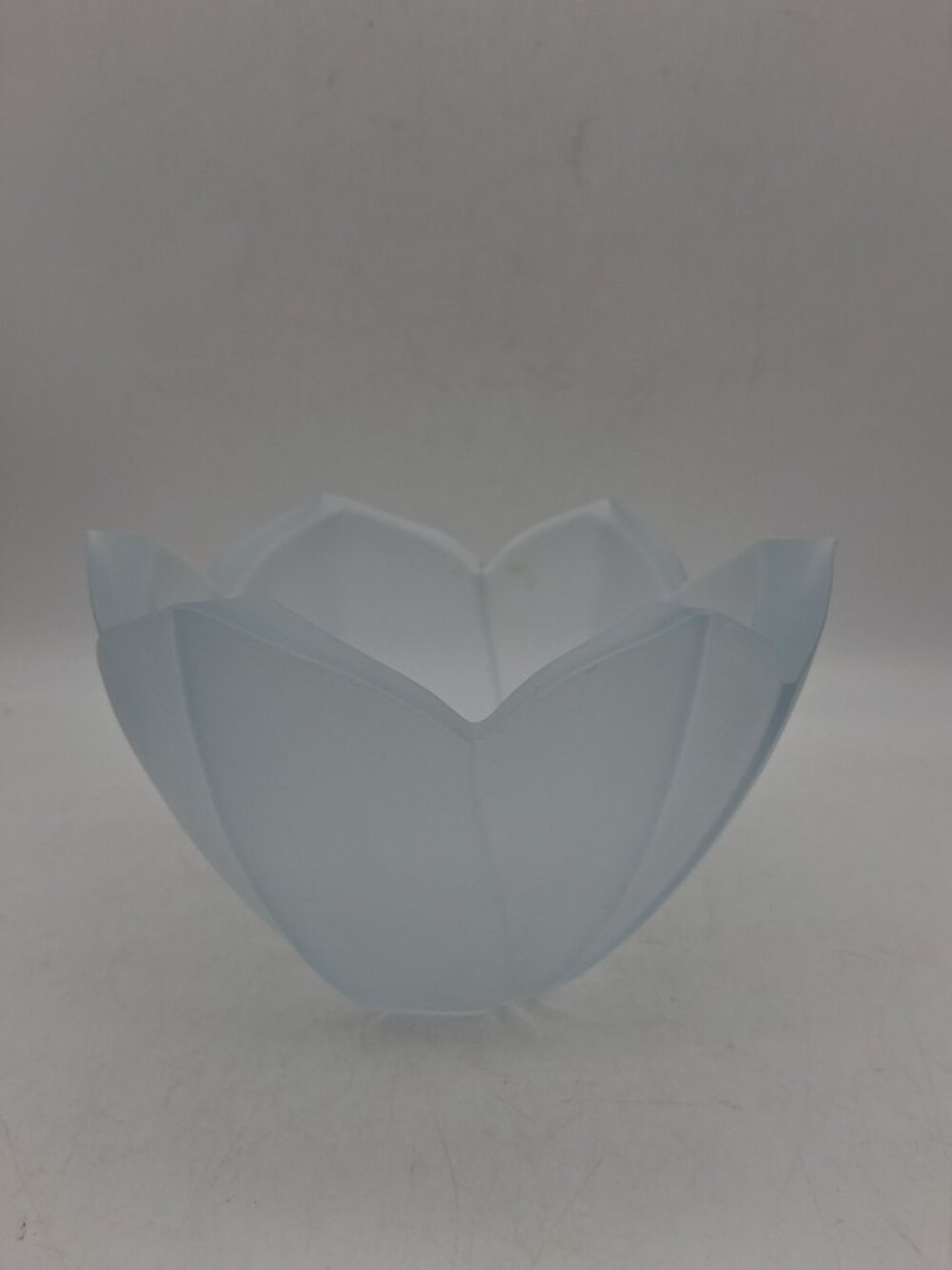 LENOX Frosted Baby Blue Lotus / Tulip Flower Glass Bowl Candy Dish